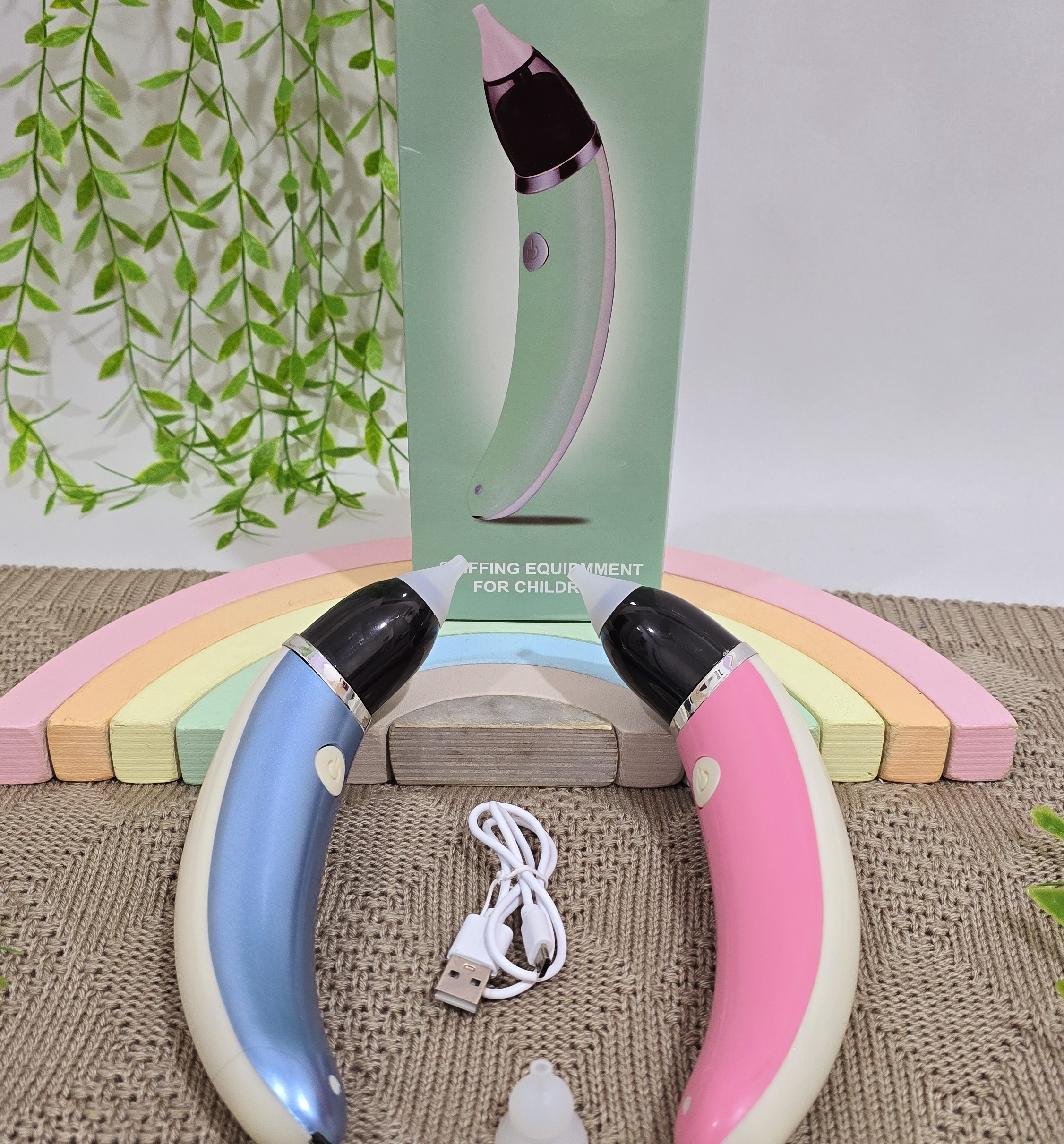 پوار بینی برقی نوزاد با طراحی ارگونومیک و سری سیلیکونی نرم، مناسب تخلیه راحت مخاط بینی